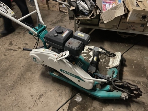 OREC ウイングモア　畝刈機　草刈り　美品