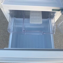 配送可能】MITSUBISHI 少し大きめの冷凍冷蔵庫 下冷凍庫 168L