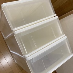 押入れ収納ケース　3つ