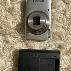 Canon IXＹ　中古美品譲ります