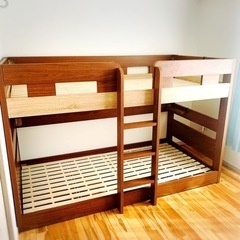 ✨美品✨ 子育て中のママが開発した シンプル二段ベッド sere...