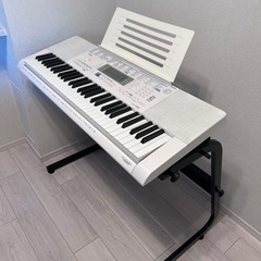 【商談成立】CASIO 電子ピアノ　光る鍵盤