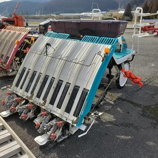 クボタ　5条植え　施肥機　乗用田植機