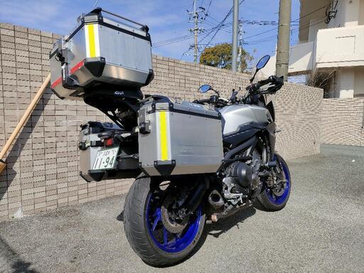ヤマハ MT-09トレーサー + GIVIフルパニア 2015年式