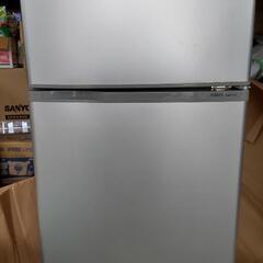値下げ　冷凍冷蔵庫　AQUA AQR-111C