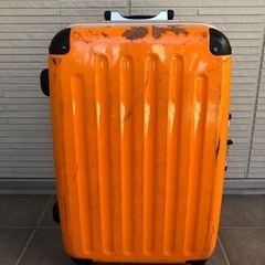スーツケース　65L オレンジ