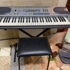 【中古美品】カシオ電子ピアノ　スタンド・椅子付き