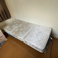ベッド(2折)&マット(3折)