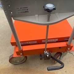 油圧昇降式台車　リフトテーブル