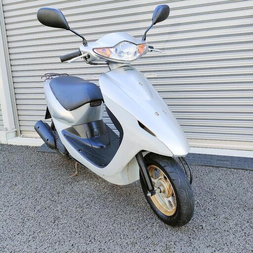 2503.安心の水冷エンジン♪ スマートディオ バッテリーシート新品 千葉
