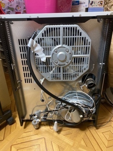 コロナ　FF-VG3515S FF式ストーブ　2017年製 CORONA FF-VG3515S(W) 石油ストーブ 2017年製
