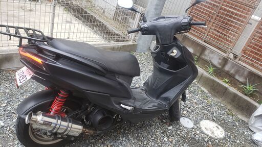 シグナスX SR　4型マットブラック　★マフラーBEAMS(ビームス)　　　おまけ新品リアボックス30L付 シグナスX SR 4型マットブラック ☆マフラーBEAMS(ビームス) おまけ