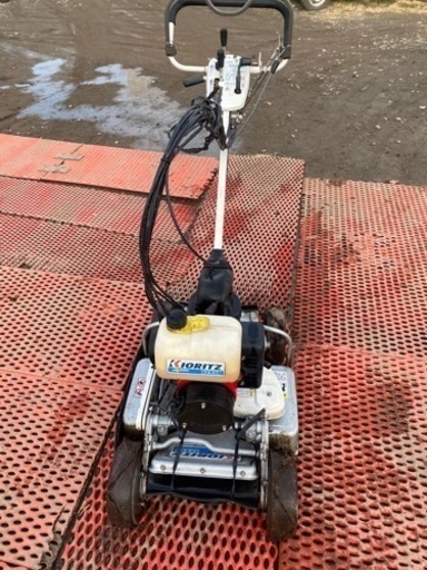 ヤ）共立4WD 自分式傾斜地AZ850A混合ガソリンあぜ草刈機埼玉県