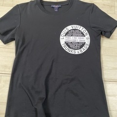 ヴィトン　Tシャツ