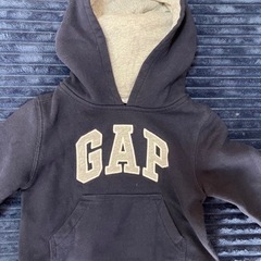 GAPのパーカー