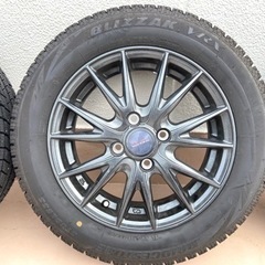 純正　タイヤ　ホイール　山あり