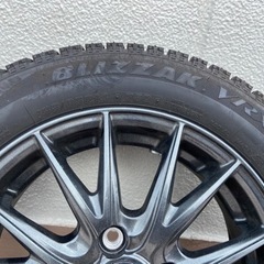 純正　タイヤ　ホイール　山あり