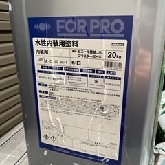 水性ペンキ　ニッペ　塗料　ホワイト