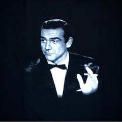 ００７ロシアより愛をこめて❗️映画パンフレットとショーン・コネリーのＴシャツ❗️（未使用品）限定1セット❗️