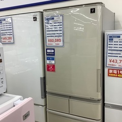 SHARPの5ドア冷蔵庫のご紹介です