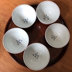 湯呑み茶碗　五つ