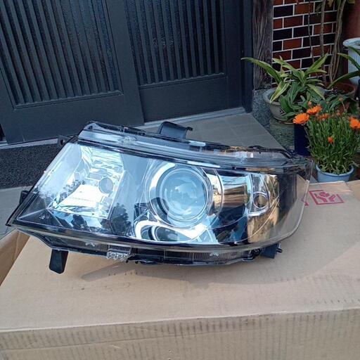 ワゴンＲスティングレーヘッドライト助手席　代理出品 ワゴンRスティングレーヘッドライト助手席 代理出品