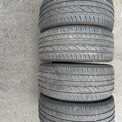 215/35R19  4本　