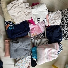 子供服、お昼寝布団。フォーマル服等