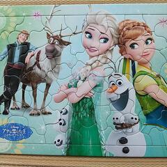 ディズニープリンセス アナと雪の女王のパズル80ピース