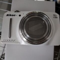 Nikon coolpix S9700 コンパクトデジタルカメラ