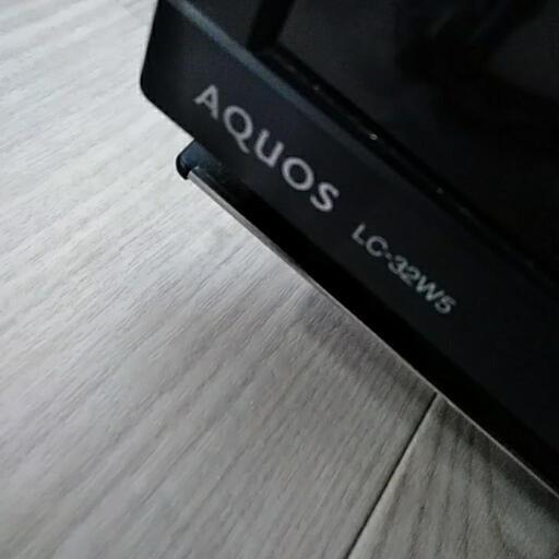 SHARP　AQUOS　液晶カラーテレビ