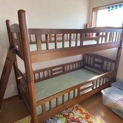 木製の二段ベッド【引き取り限定】