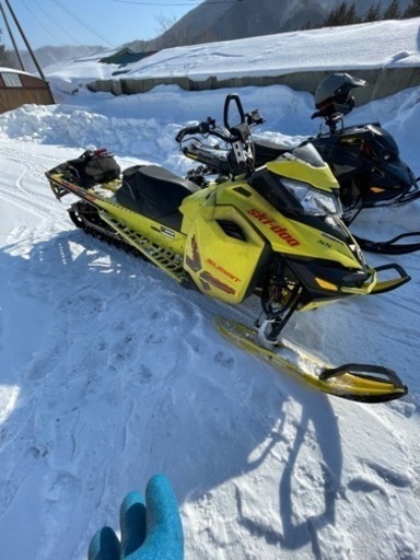 スノーモービル ski-doo summit x T3 2015 800cc