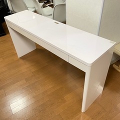細長いテーブル　事務机　作業台　パソコン用　ホワイト