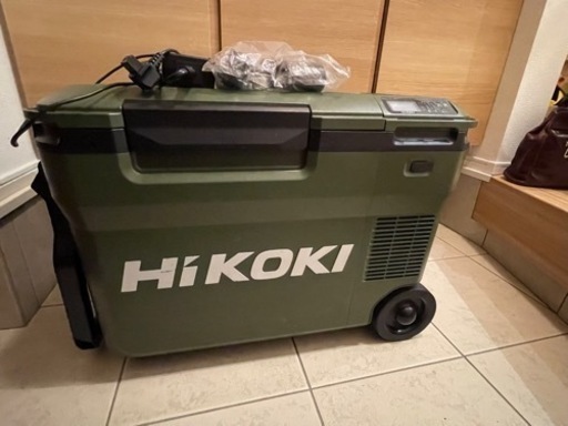 ハイコーキ 冷温庫(バッテリー付き) HIKOKI 希少サイズ25Ｌ