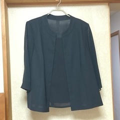 礼服のブラウス