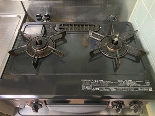 ガスコンロ85%新品(予約済み)