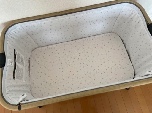 Maydolly ベビーベッド 美品】maydolly 折りたたみ式ベビーベッド