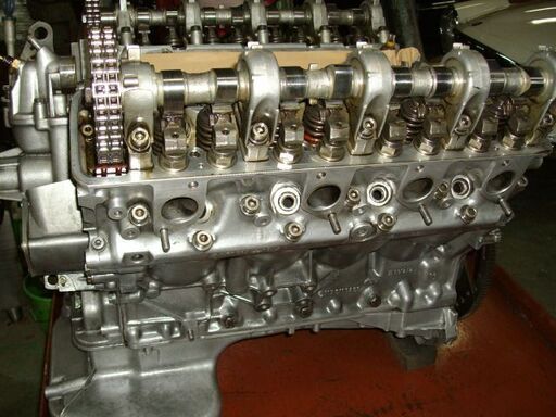 メルセデス―ベンツR-107-560SL-オーバーホール済みエンジン販売