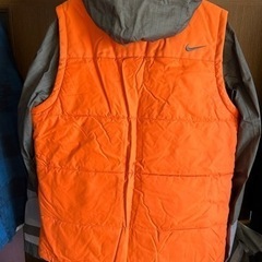 NIKE　スノーボード ウェア ダウンベスト　グローブ付