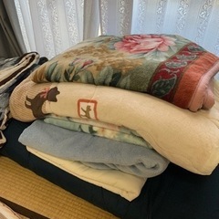 【処分対象品】毛布、敷布団，布団　