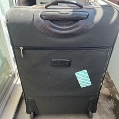 大きめスーツケース　無料