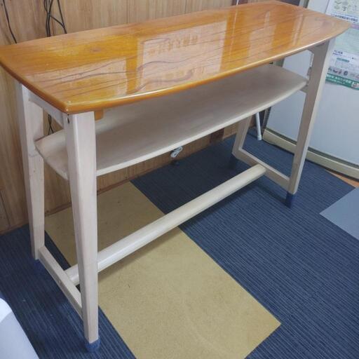 カウターテイブル、いす 、 ダイニングテーブル