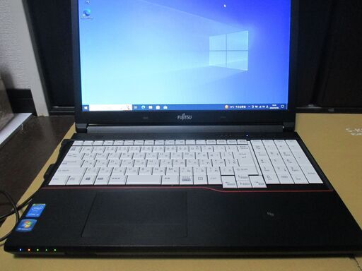値下げ【美品】富士通LIFEBOOK A574/M  Corei5  Win10Pro 4GB 中古動作品