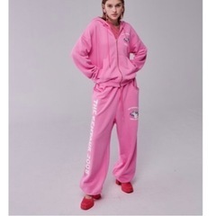 韓国人気ブランドNew jeans ダニエル着用