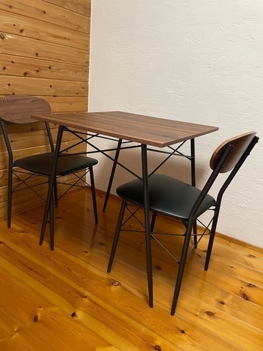 （新品）カフェ風のお洒落な机と椅子