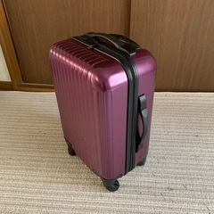 Sサイズ スーツケース 紫 赤紫