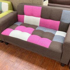 美品 2Pソファ カラフル リビング家具 No.2713● ※現金、クレジット、ぺイペイ、スマホ決済対応※ 美品 2Pソファ カラフル リビング家具 No.2713○ ※現金、クレジット
