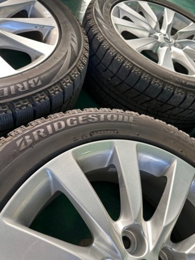 レクサスLS着用 スタッドレスタイヤ ブリヂストン ブリザックVRX
