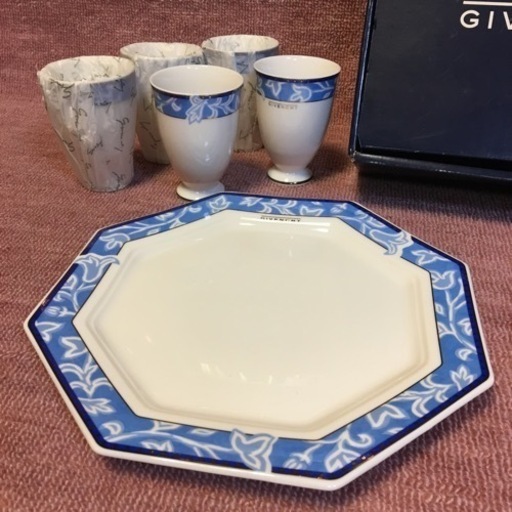 新品　ジバンシー　フリーカップ\u0026プレート皿